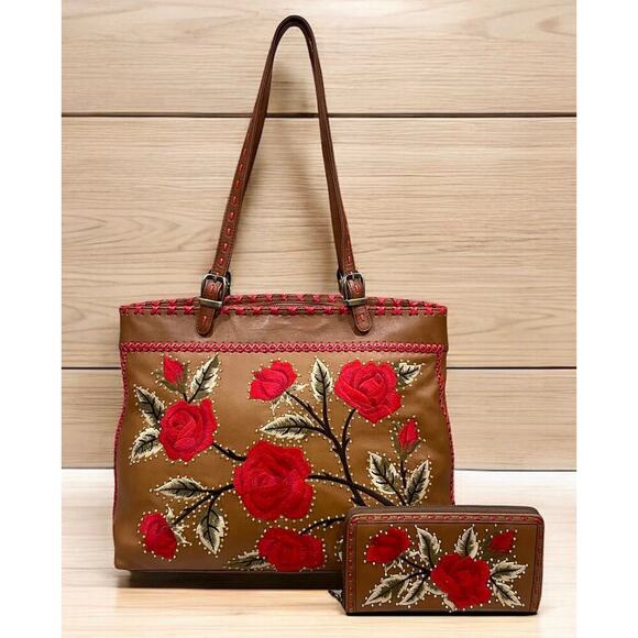 Isabella Fiore Handbags - Y2K Isabella Fiore Rambling Rose Large Toby Tote & Wallet